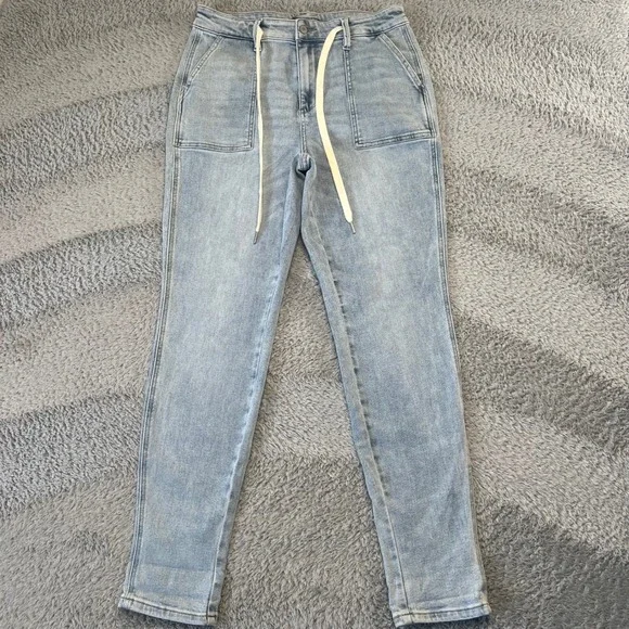 Judy Blue Light Wash Drawstring Jogger Stretch Jeans Womens 11 30 JB888691LT - Picture 1 of 7